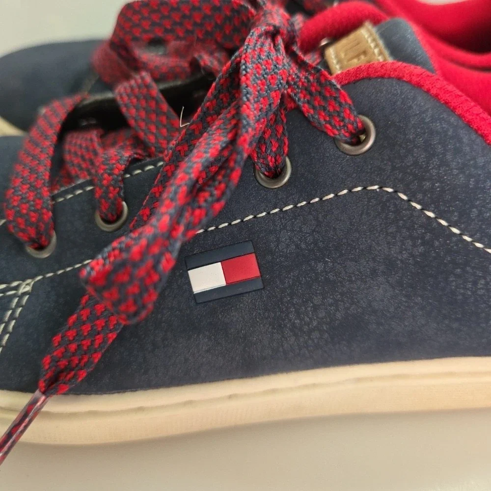 Tommy Hilfiger Youth Size 3‎ Sneakers Tennis Shoes Kids Shoes